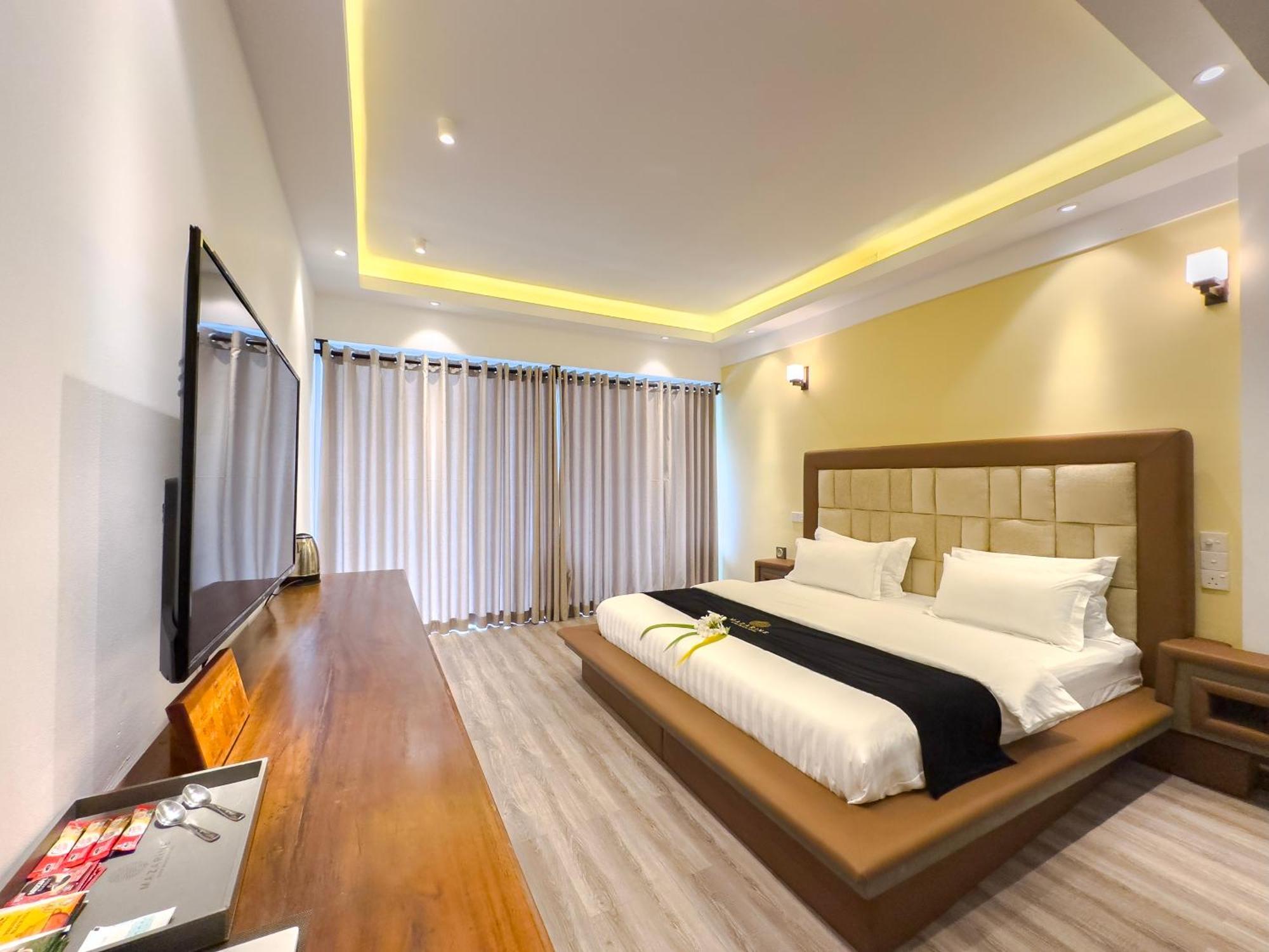 Mazarine Surf Suites Hiriketiya Диквела Екстериор снимка