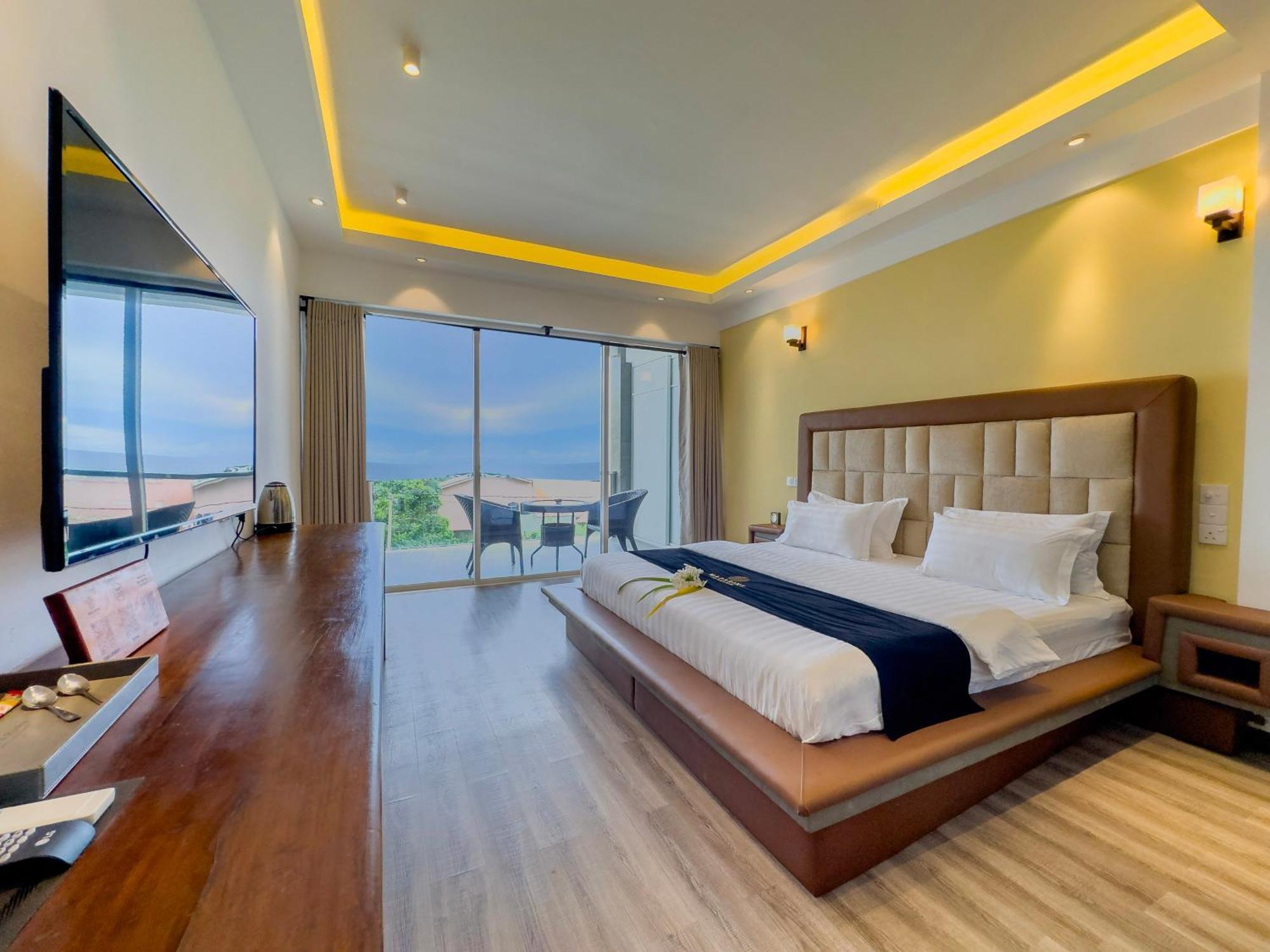 Mazarine Surf Suites Hiriketiya Диквела Екстериор снимка